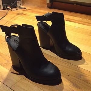 Booties- size women’s 8.5